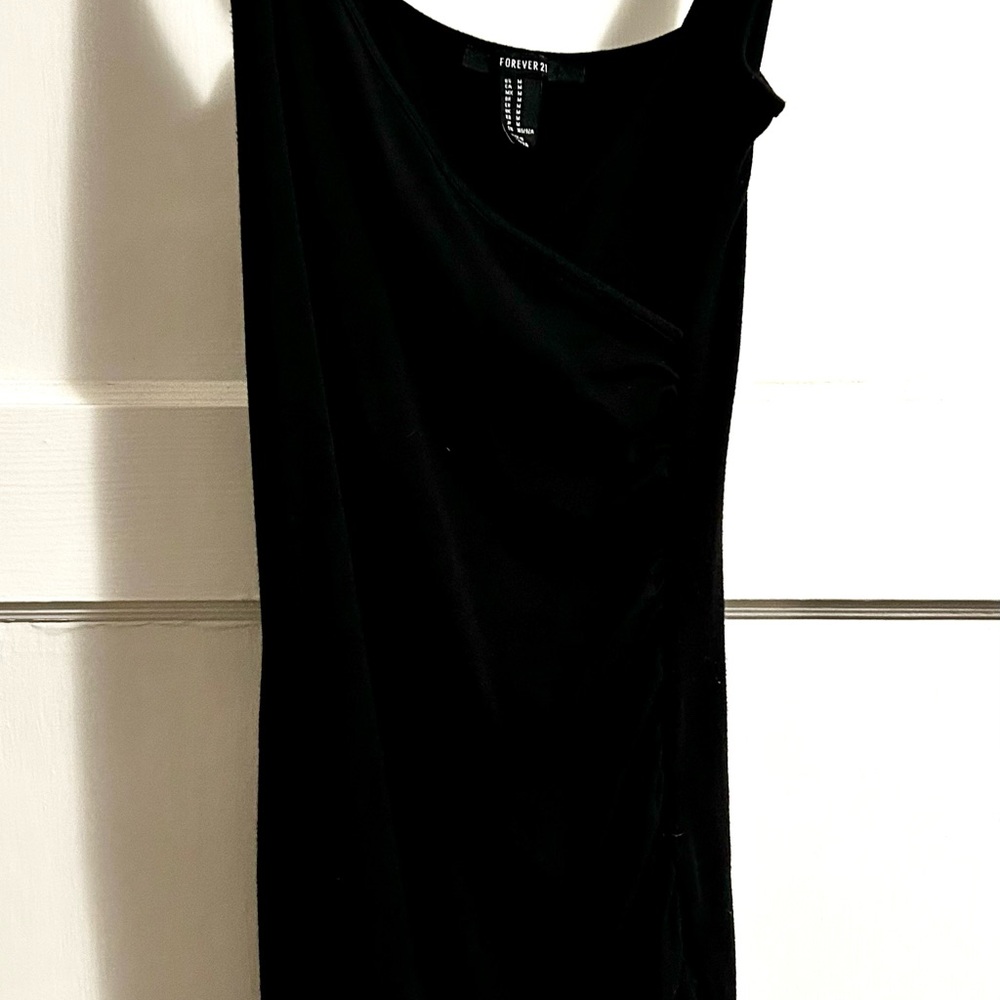 Forever 21 Black Dress